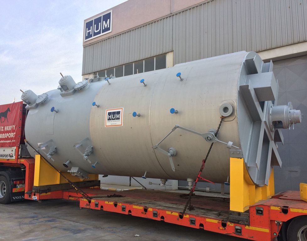 СУМЫ - Украина, доставлено оборудование для установки экстракции растворителем мощностью 200 тонн соевых бобов/день и установки для формирования хлопьев